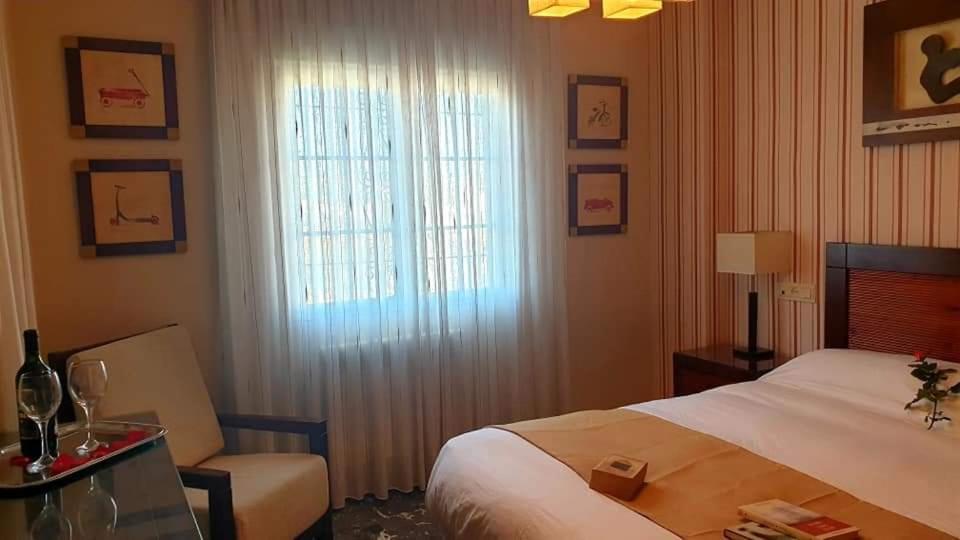 Villa Albaida La Zubia  Eksteriør billede